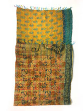 Lade das Bild in den Galerie-Viewer, Sarischal mit Kantha-Stickerei