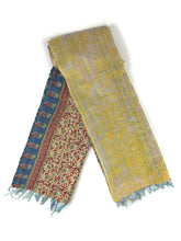 Lade das Bild in den Galerie-Viewer, Sarischal mit Kantha-Stickerei