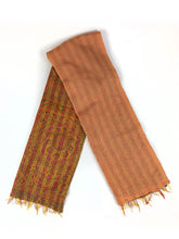 Lade das Bild in den Galerie-Viewer, Sarischal mit Kantha-Stickerei