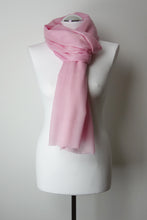 Lade das Bild in den Galerie-Viewer, Pashmina, 100% Kaschmirwolle, Rosa
