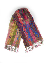 Lade das Bild in den Galerie-Viewer, Farbenfroh bestickter Wollschal

