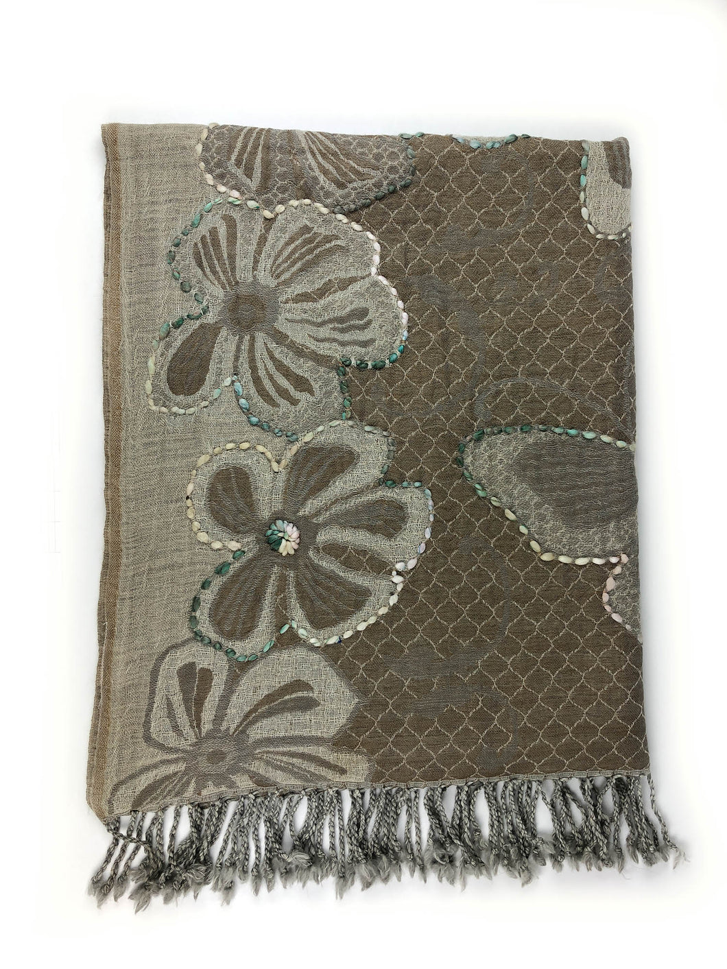 Bestickter Wollschal in Beige