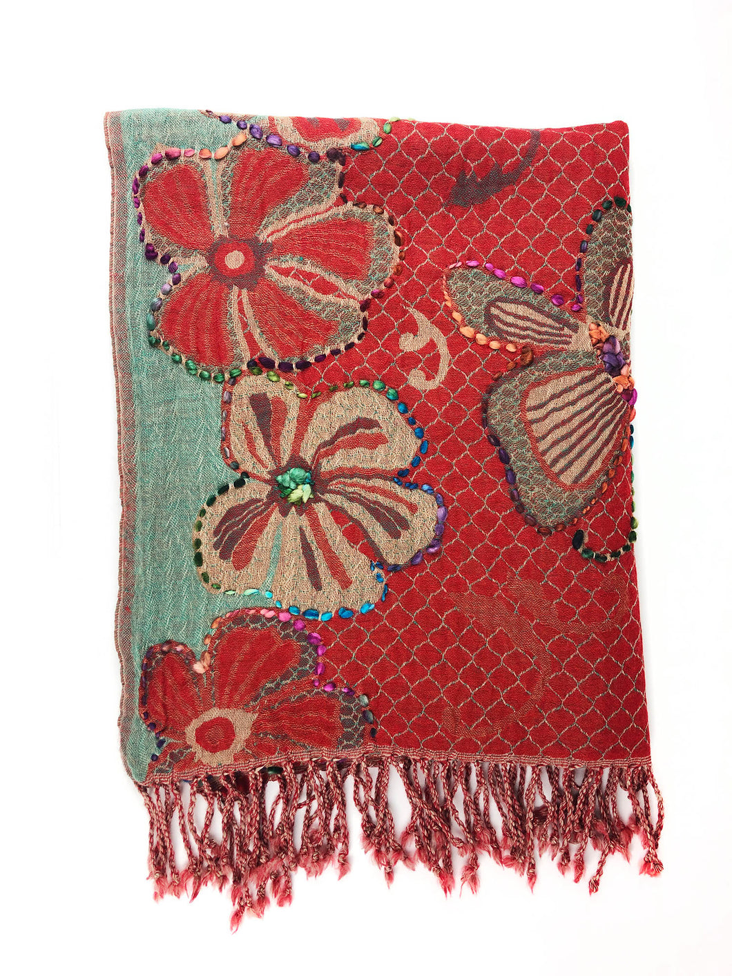 Bestickter Wollschal mit Schmetterlingen