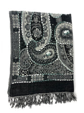 Lade das Bild in den Galerie-Viewer, Bestickter Wollschal mit Paisley-Stickerei
