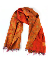 Lade das Bild in den Galerie-Viewer, Sarischal mit Kantha-Stickerei
