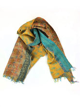 Lade das Bild in den Galerie-Viewer, Sarischal mit Kantha-Stickerei
