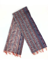 Lade das Bild in den Galerie-Viewer, Sarischal mit Kantha-Stickerei
