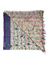 Lade das Bild in den Galerie-Viewer, Sarischal mit Kantha-Stickerei
