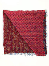 Lade das Bild in den Galerie-Viewer, Sarischal mit Kantha-Stickerei
