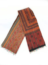 Lade das Bild in den Galerie-Viewer, Sarischal mit Kantha-Stickerei
