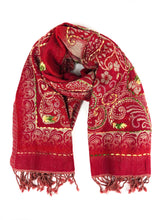 Lade das Bild in den Galerie-Viewer, Bestickter Wollschal mit orientalischen Ornamenten
